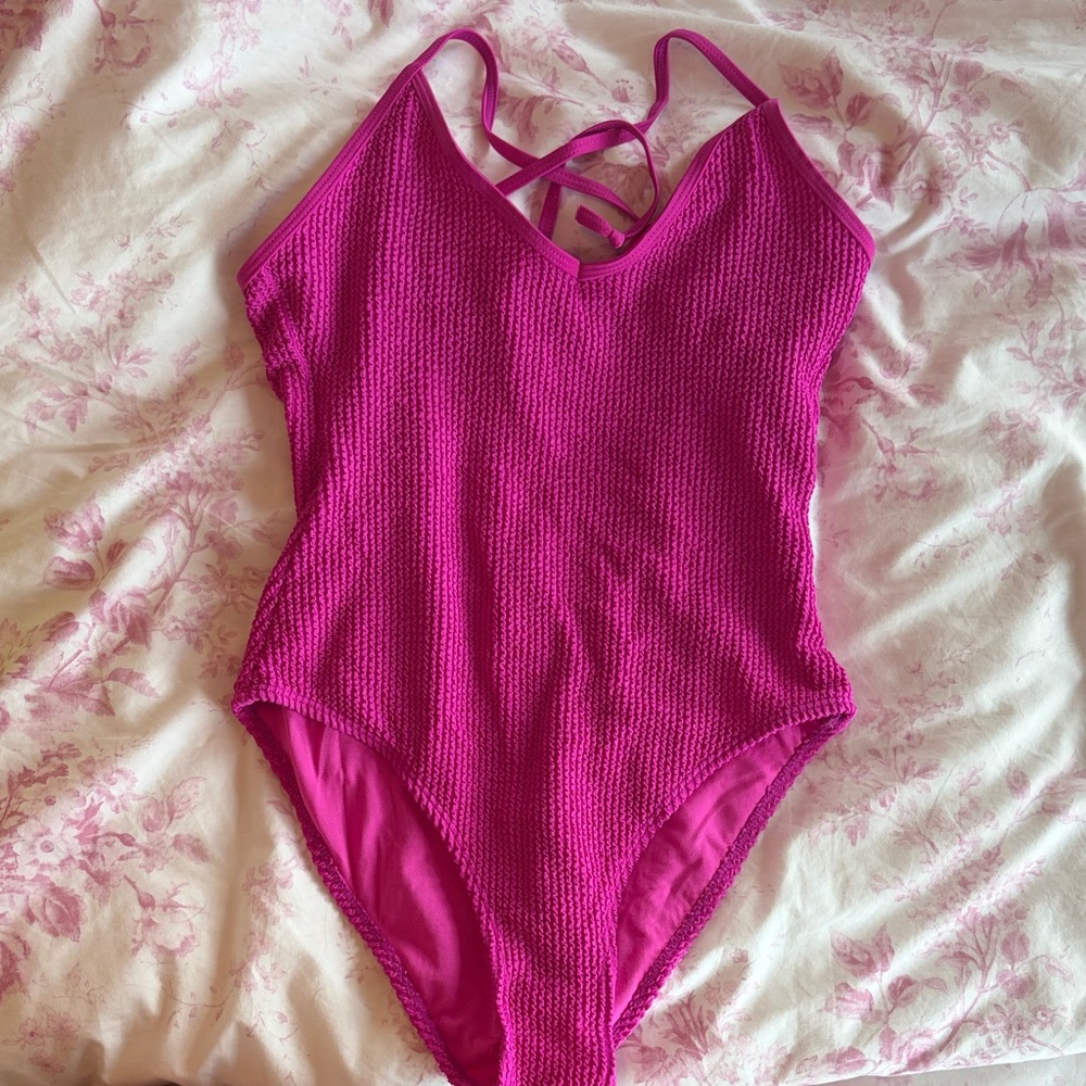 No Boundaries Girls Fuchsia Textured One-Piece Swimsuit